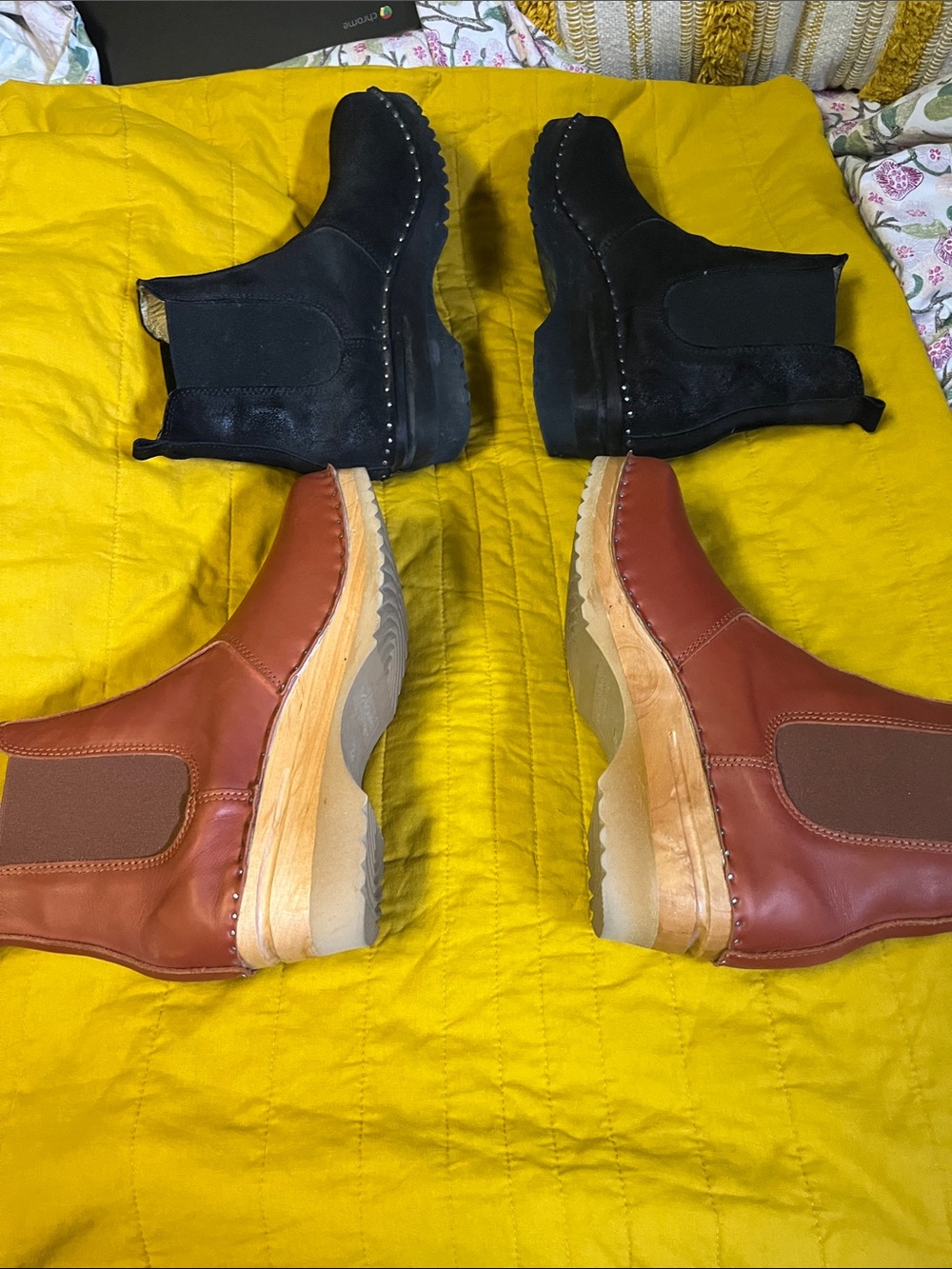 Women's Chelsea Ankle Booties in Black and Brown Troentorp